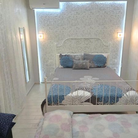 Rosilienza Suites Private Spa, Patio Garden Free Trasfer To & From Airport Fiumicino Exterior photo
