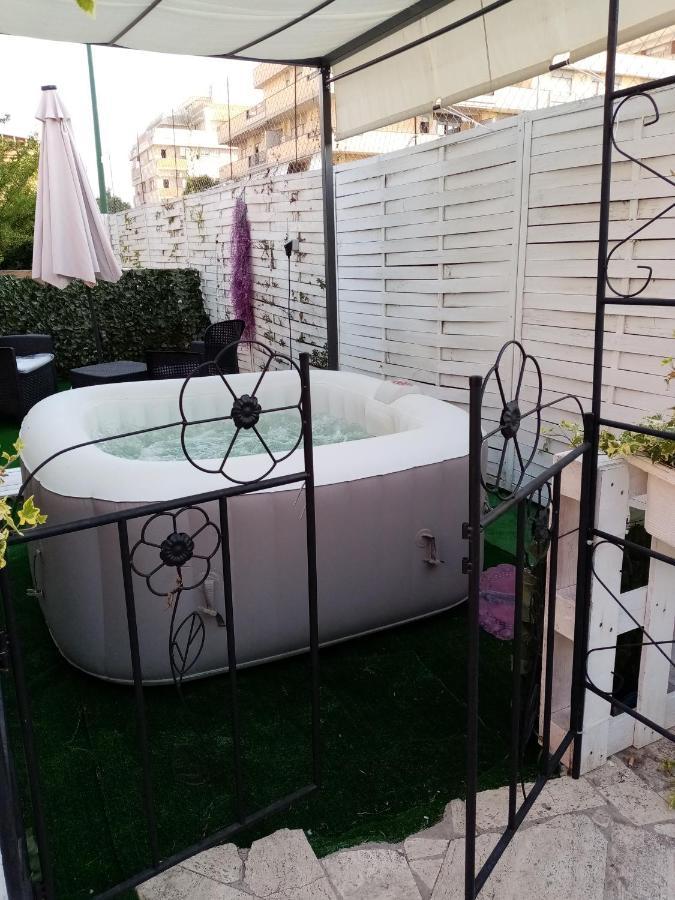 Rosilienza Suites Private Spa, Patio Garden Free Trasfer To & From Airport Fiumicino Exterior photo