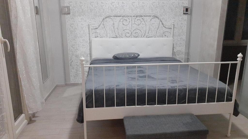 Rosilienza Suites Private Spa, Patio Garden Free Trasfer To & From Airport Fiumicino Exterior photo