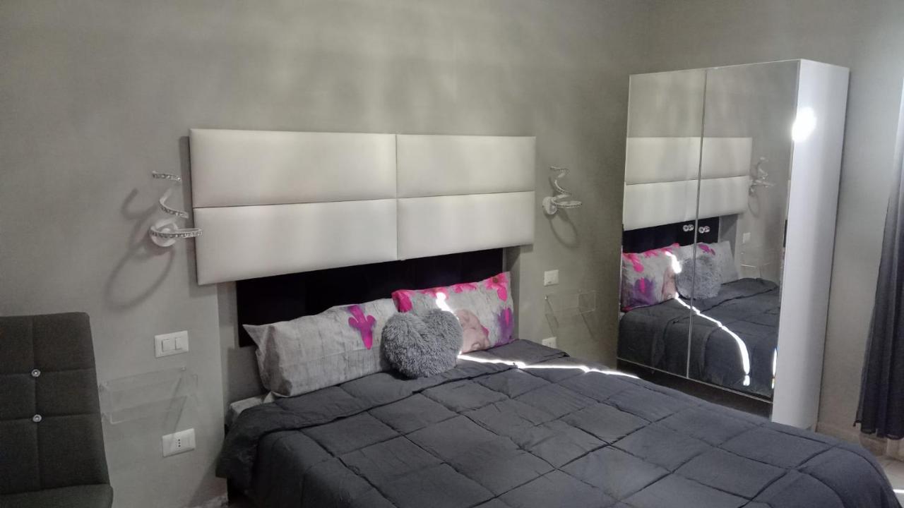 Rosilienza Suites Private Spa, Patio Garden Free Trasfer To & From Airport Fiumicino Exterior photo