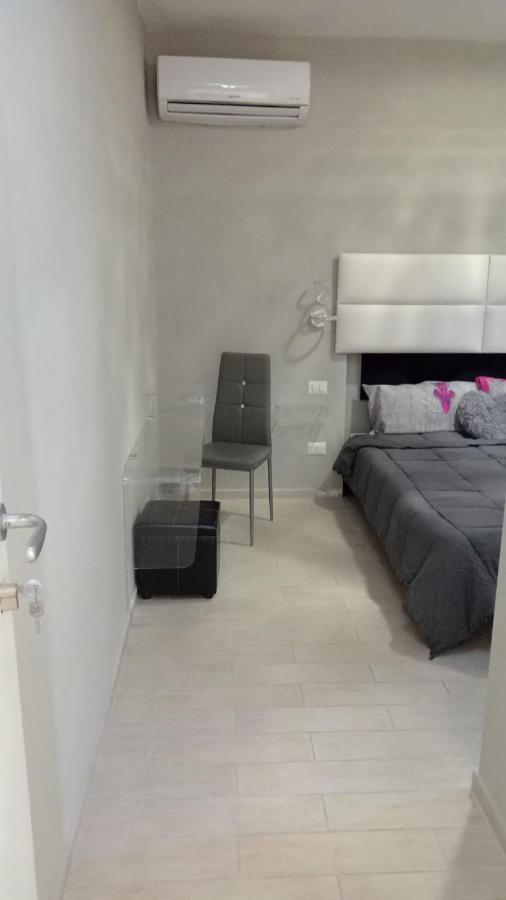 Rosilienza Suites Private Spa, Patio Garden Free Trasfer To & From Airport Fiumicino Exterior photo